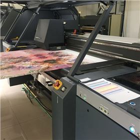 真絲絲巾廠家在哪里 真絲絲巾廠家在哪里