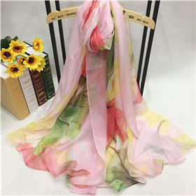 哪里有批發仿真絲絲巾的廠家