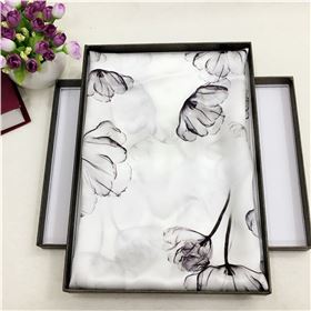 圍巾質量怎么評估&mdash;&mdash;真絲圍巾、真絲絲、圍巾定制