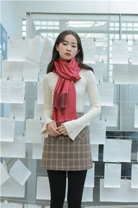 圍巾怎么系好看&mdash;&mdash;真絲圍巾，真絲絲巾，羊絨圍巾