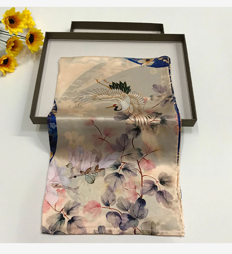 真絲圍巾多大尺寸合適呢&mdash;&mdash;真絲圍巾，真絲絲巾，圍巾定制