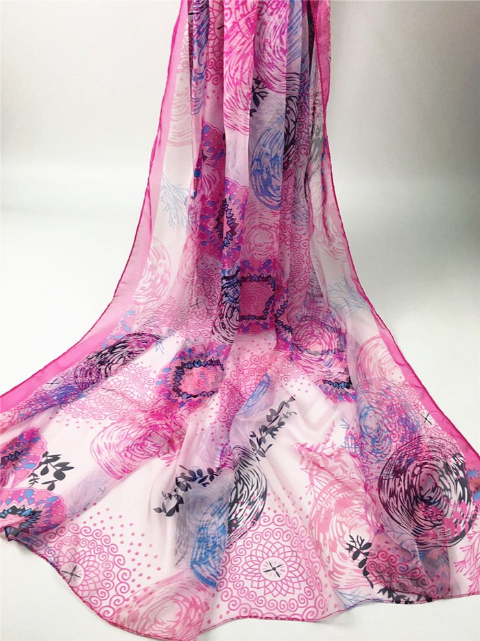 新款花好月圓系列仿真絲圍巾粉紅 新款花好月圓系列仿真絲圍巾粉紅