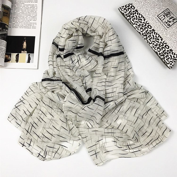 直條流星巴厘紗圍巾灰白 直條流星巴厘紗圍巾灰白