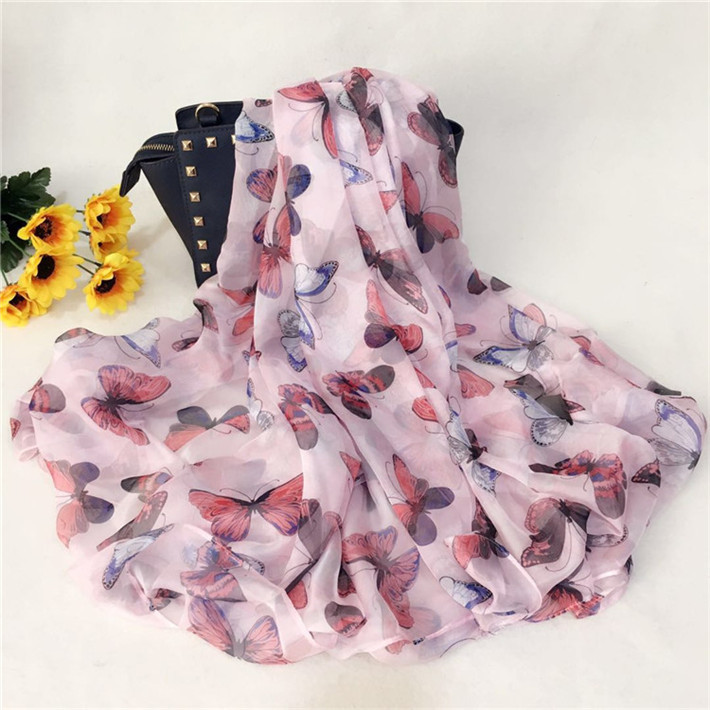 新款秋冬系列蝴蝶翩翩圍巾巴厘紗淺粉色 新款秋冬系列蝴蝶翩翩圍巾巴厘紗淺粉色